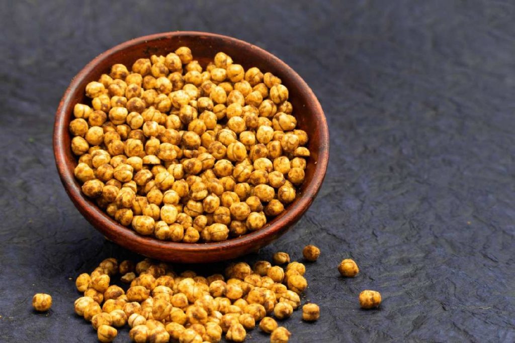 wellhealthorganic.com10-benefits-of-eating-roasted-gram